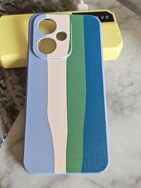 Light Blue Wavy Color Block Case | Aesthetic Pastel Design